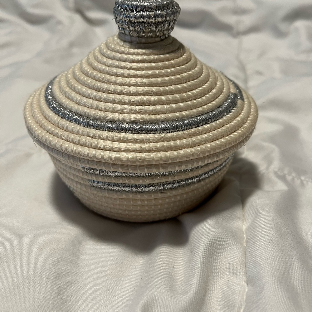 Woven Decorative Holder